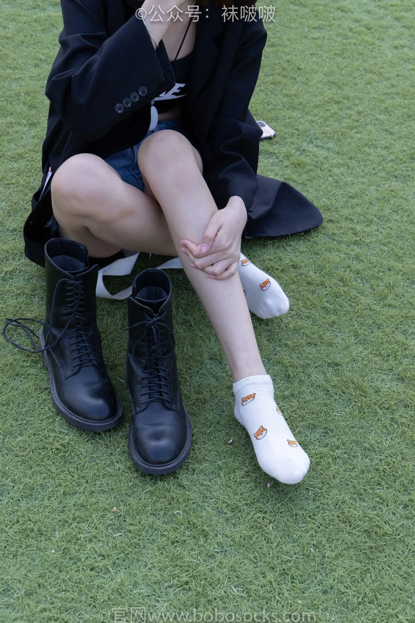 [BoBoSocks袜啵啵]NO.010 小甜豆-马丁靴、白色短棉袜、裸足 [117P]插图8